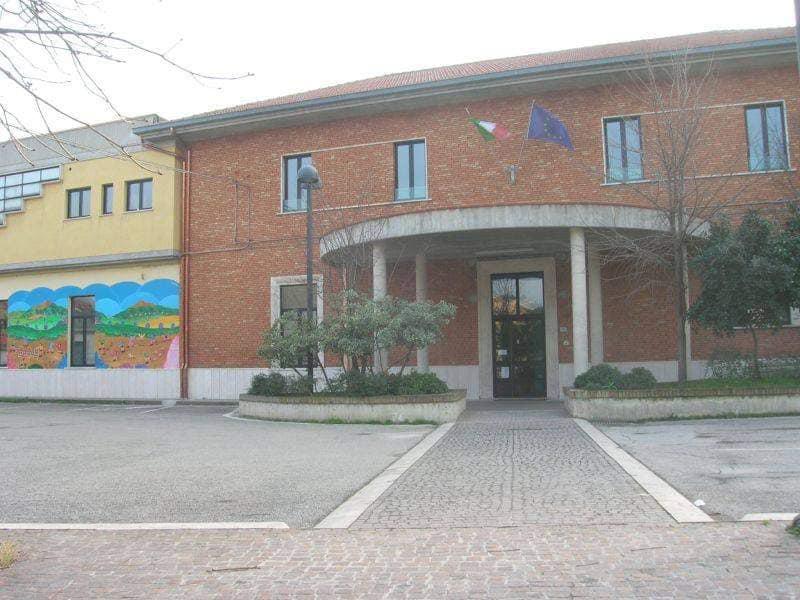 Sant'Omero, 900mila euro per la scuola primaria di Garrufo - Foto