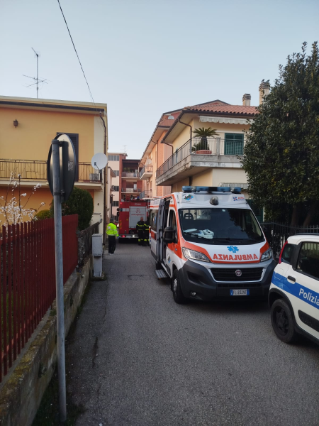 Mosciano. Non risponde da giorni: trovata in casa in stato di shock - Foto