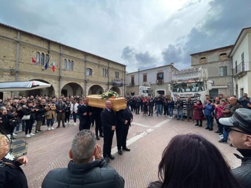 L'ultimo saluto a Mattia - Foto