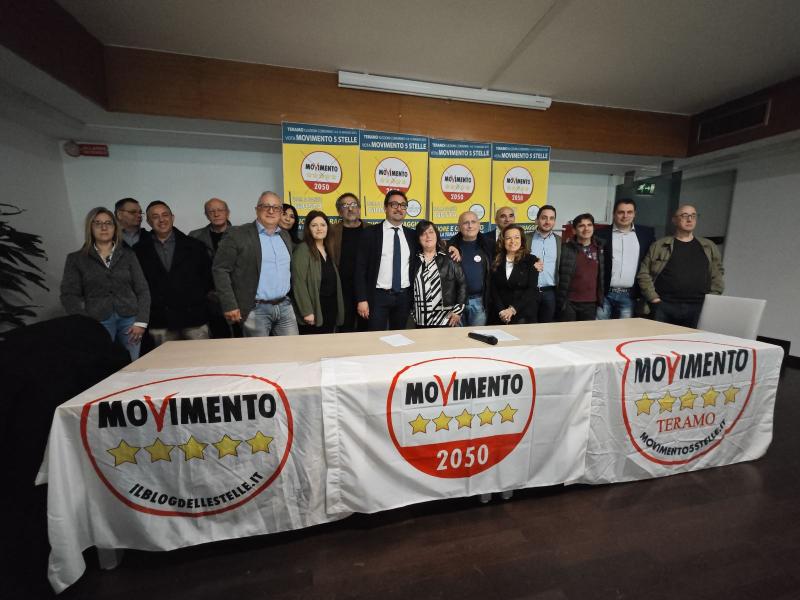 Elezioni Teramo. Questa mattina la presentazione dei 22 candidati del M5S che appoggeranno D'Alberto - Foto