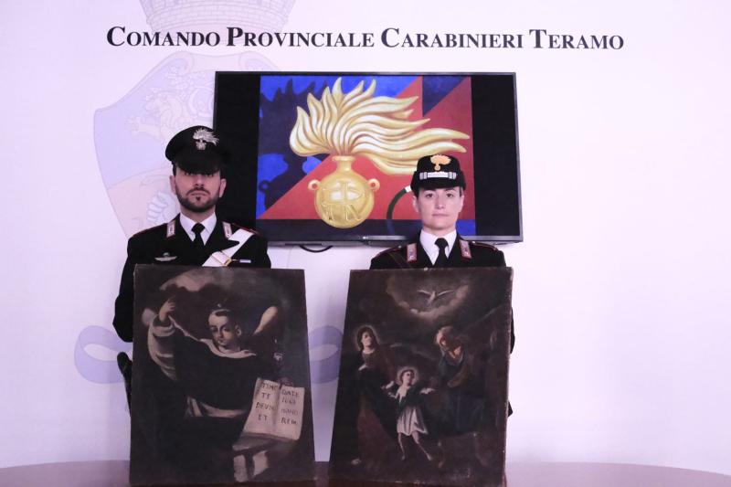 Cortino, ritrovati due dipinti antichi di valore - Foto