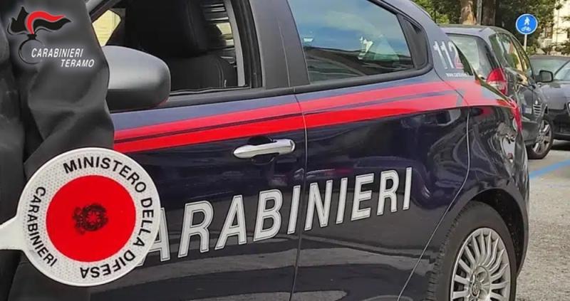 Controguerra. Adescavano clienti per incontri sessuali e poi li rapinavano: in arresto una coppia - Foto