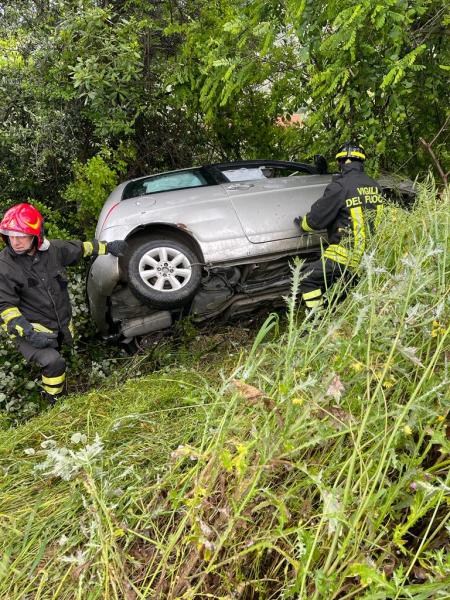 Incidente stradale sulla SP19 che collega Montepagano a Cologna - Foto