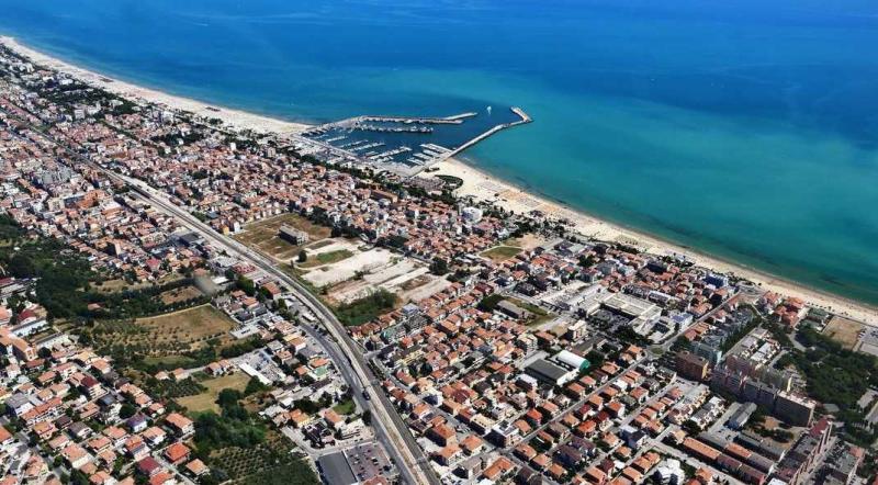 Mastromauro e Forcellese intervengono sulla variante al piano spiaggia adottata dal Consiglio Comunale - Foto