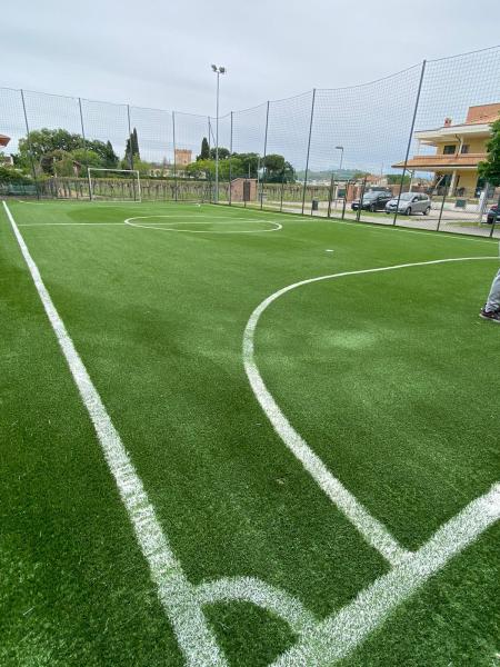 Terminati i lavori di riqualificazione del campetto da calcio di Villa Pozzoni - Foto