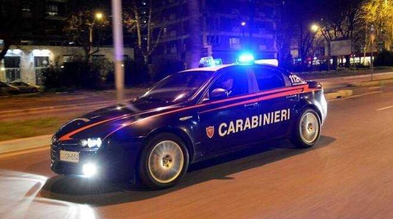 Roseto: trovato con 8 dosi di Ketamina durante una festa in uno stabilimento - Foto