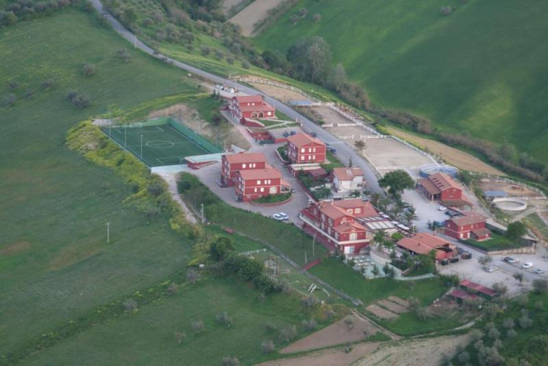 Fattoria Cerreto a Mosciano. Cardinali: «Bisogna garantire la sicurezza» - Foto