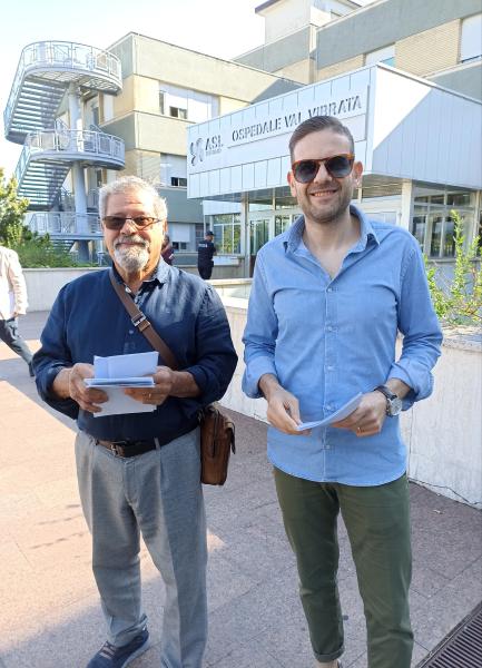 Ospedale Val Vibrata. Il volantino di Italia Viva contro il declassamento - Foto