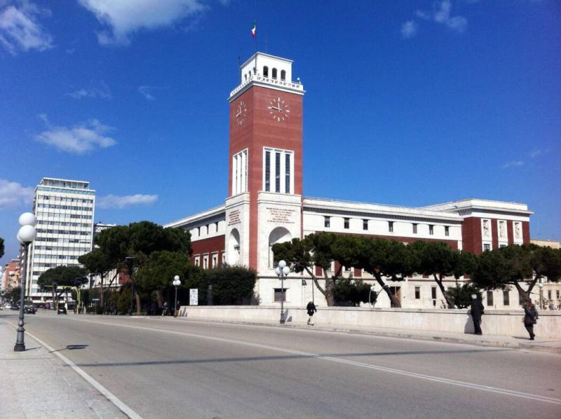 Pescara. Droga e mazzette: un codice etico antidroga per tutti i dipendenti comunali - Foto