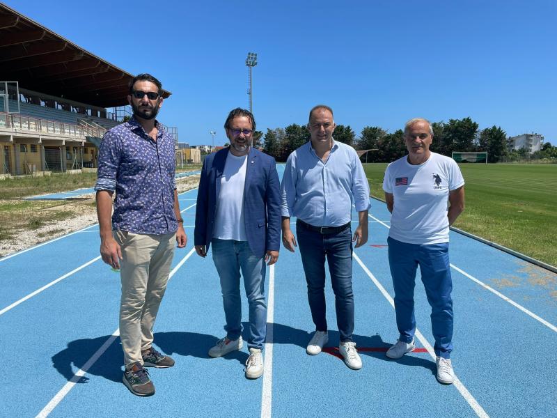 Montesilvano. Riconsegnata al comune la pista di atletica riqualificata - Foto