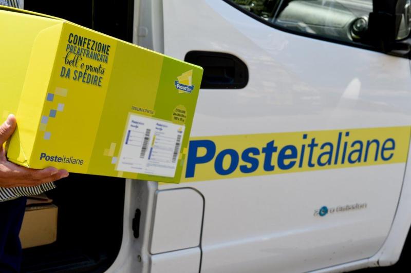 Poste Italiane. In provincia di Teramo pacchi e-commerce +13% - Foto