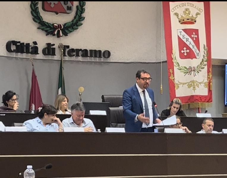 Teramo. Approvato il rendiconto 2022 in quasi 9 ore di consiglio comunale - Foto