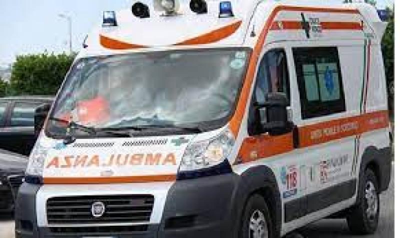 Pineto. Cade da un’impalcatura: in ospedale un uomo di 45 anni - Foto