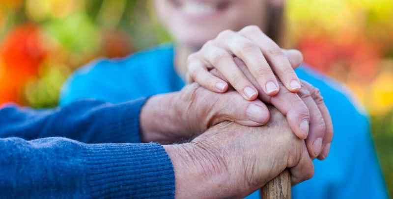 Giulianova. Approvato avviso pubblico per fondo caregiver familiare dell'annualità 2021 - Foto