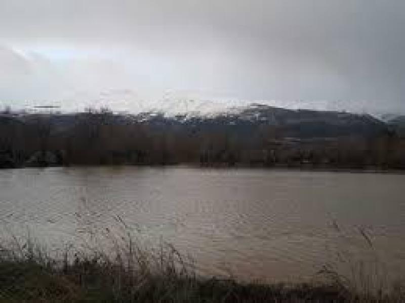 L'Aquila. Esondato ieri per maltempo il fiume Aterno: allagamenti a L'Aquila - Foto