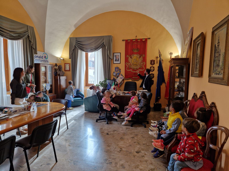 Concluse le visite in municipio dei bambini della Scuola dell' Infanzia Don Milani - Foto