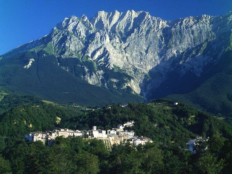 Comuni montani. Contributi per le rette scolastiche: i chiarimenti del consigliere regionale La Porta - Foto