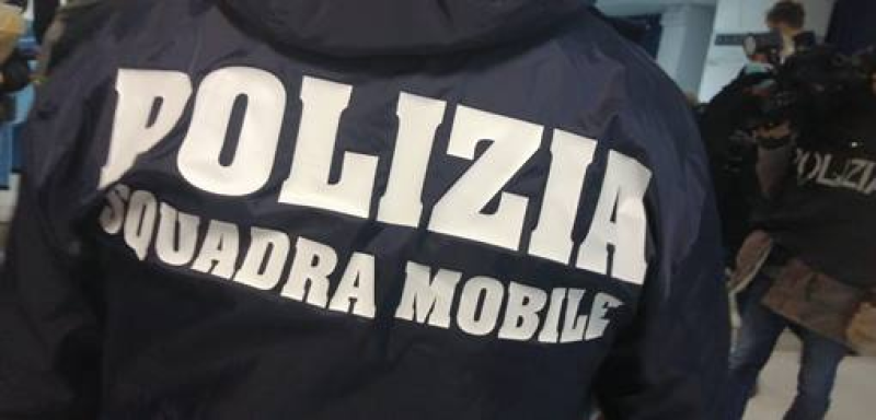 Arrestato un minore della costa teramana per detenzione e spaccio di stupefacenti - Foto