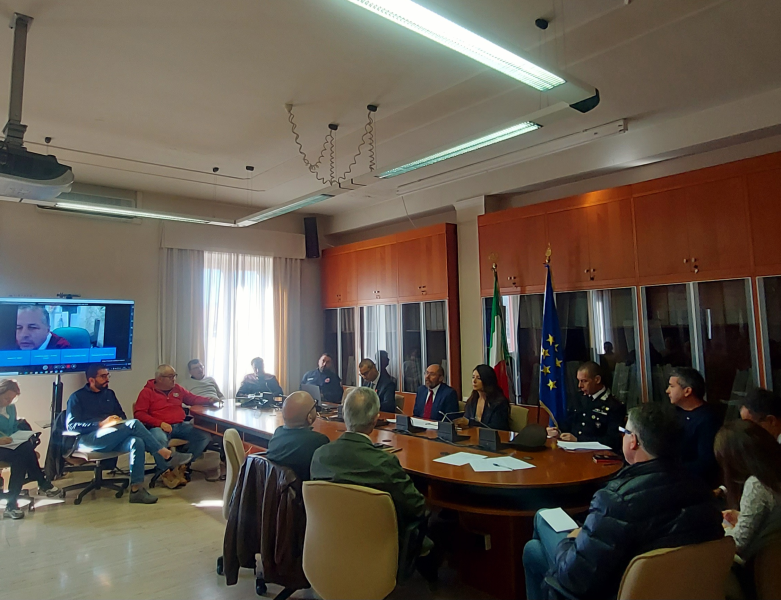 Teramo. In prefettura un incontro in tema di comunicazione in emergenza - Foto