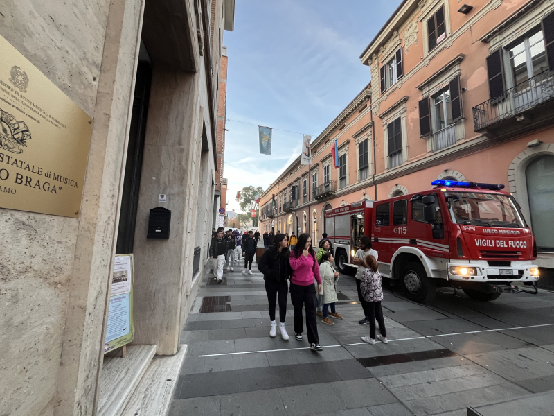 Principio di incendio al Braga di Teramo - Foto