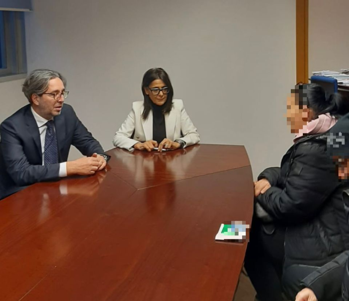 Roseto. Finalmente un alloggio Ater per la famiglia che viveva in una "casa parcheggio" - Foto