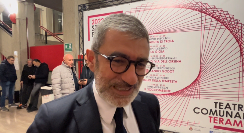 Luciano D'Amico si presenta a Teramo: «Interessatevi e votate, siete voi a scegliere il governo» - Foto