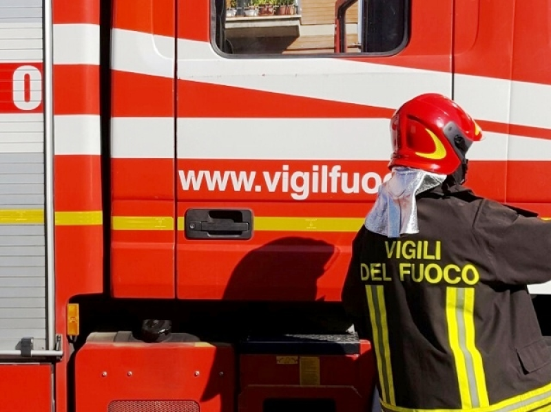 Muore in seguito ad un incendio scoppiato in casa - Foto