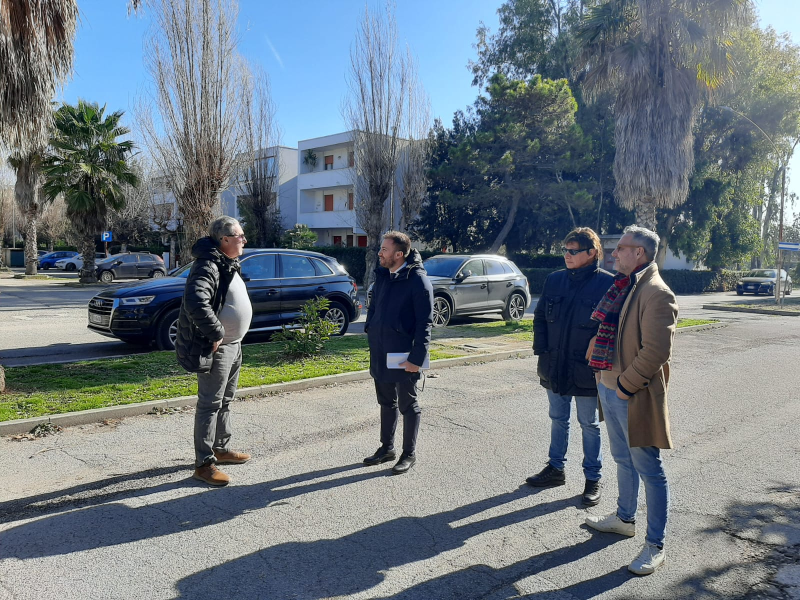 Incontro Costantini-“Giulianova zona nord” per stilare i problemi del territorio - Foto