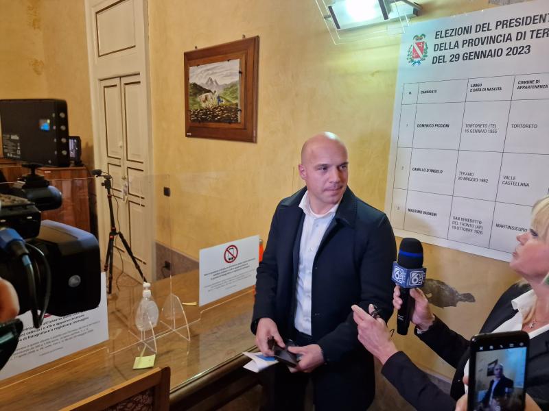 Camillo D’Angelo è il nuovo Presidente della Provincia di Teramo - Foto