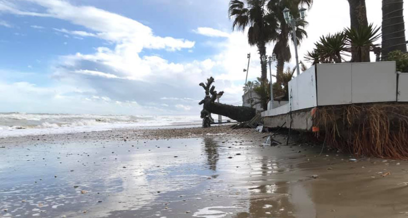 Barriere orizzontali alla costa da Villa Rosa al Salinello: approvato l'intervento - Foto