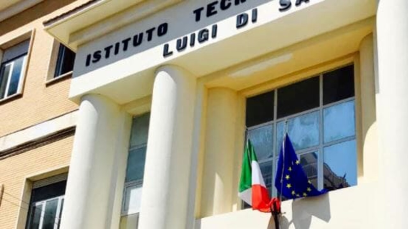 Ragazzo picchiato a scuola da quattro minorenni - Foto