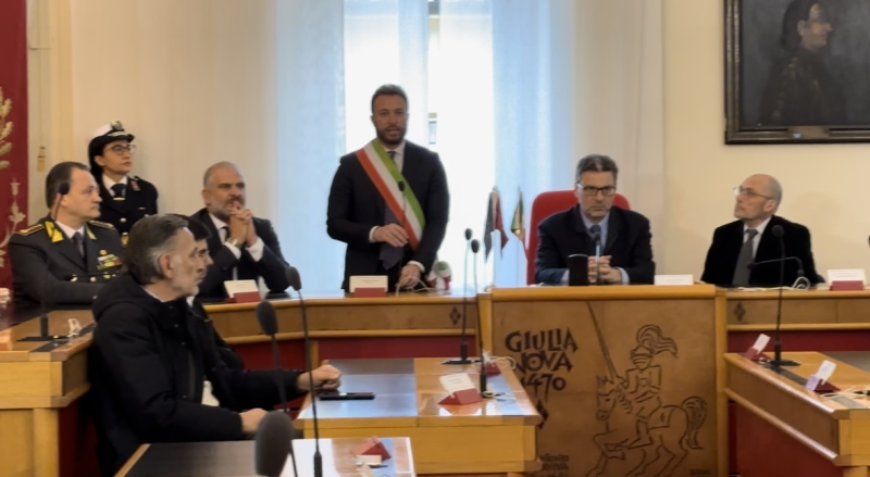 Il Ministro Giorgetti a Giulianova: "Effetto domino dalla Sardegna? Ma valà!" - Foto