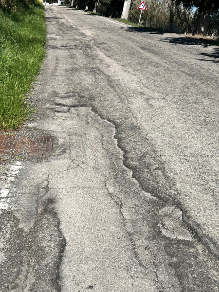 Campli: Adriani rimprovera D’Angelo sulla questione strade - Foto