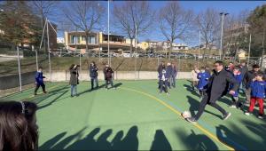 Il Sindaco D’Alberto segna il primo gol del nuovo campetto di Villa Schiavoni - Anteprima Youtube