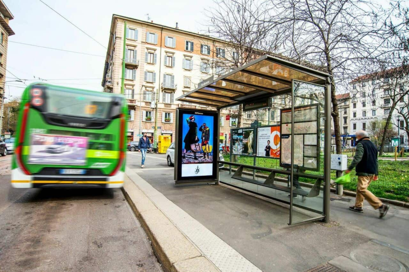 Teramo. Sospesi i lavori delle fermate intelligenti: il comune non sa come attivare la corrente - Foto