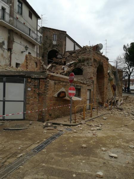 Sant’Omero. Sotto sequestro l’area in cui esplose una bombola di gas causando il crollo di un’abitazione - Foto