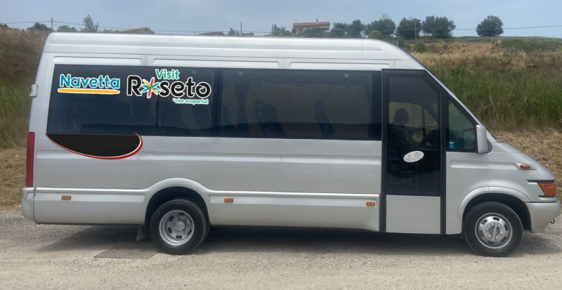 Roseto. Da oggi attivo il servizio di bus navetta gratuito - Foto