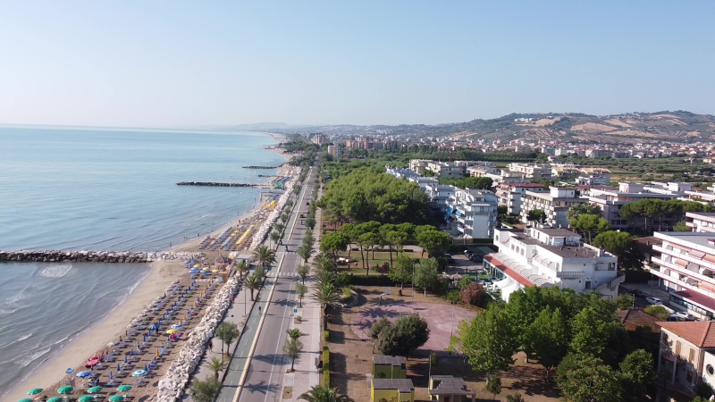 Le acque di Villa Rosa di nuovo balneabili: i risultati dell'Arta sono nella norma - Foto