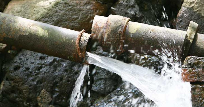 Siccità, l'Abruzzo perde 62,5% di acqua potabile immessa in rete: è la seconda regione peggiore - Foto