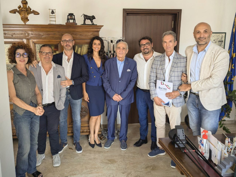 Incontro in Comune tra il Sindaco D'Alberto e il direttivo provinciale dell’ASCOM - Foto