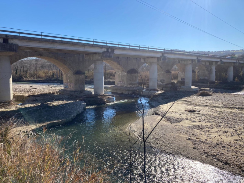 Ordinanza di chiusura del ponte che collega Ancarano ad Ascoli Piceno - Foto