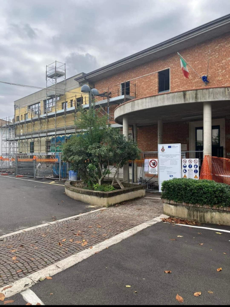 Ripartono i lavori alla Scuola Elementare di Garrufo dopo il blocco di febbraio 2024 - Foto