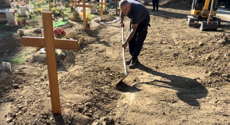 Via Arno. Questa mattina la tumulazione di Franca D’Agostino: ora può riposare in pace - Foto