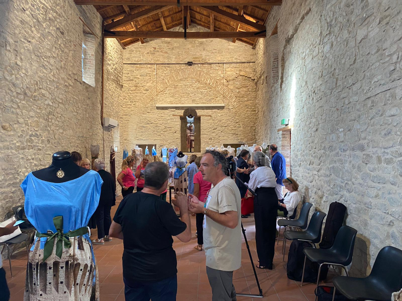 Successo di pubblico a Cellino per la mostra "Vestire la storia: la cittadella degli Acquaviva" - Foto