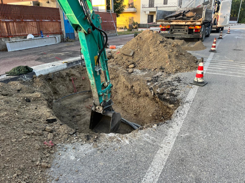 Guasto a un cavo di media tensione in via Gammarana: in corso i lavori - Foto