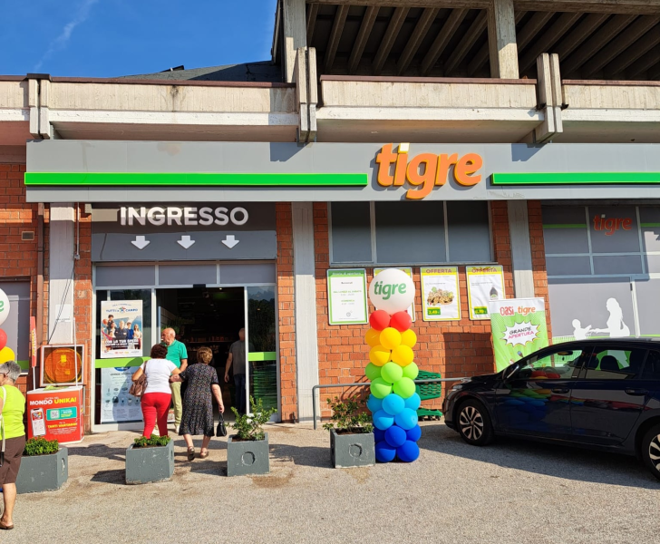 Il gruppo Gabrielli inaugura un nuovo Tigre a Montorio al Vomano - Foto