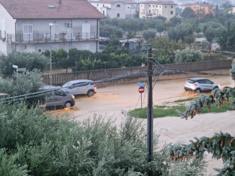 Alba Adriatica. Ancora disagi dopo la piogga caduta ieri - Foto