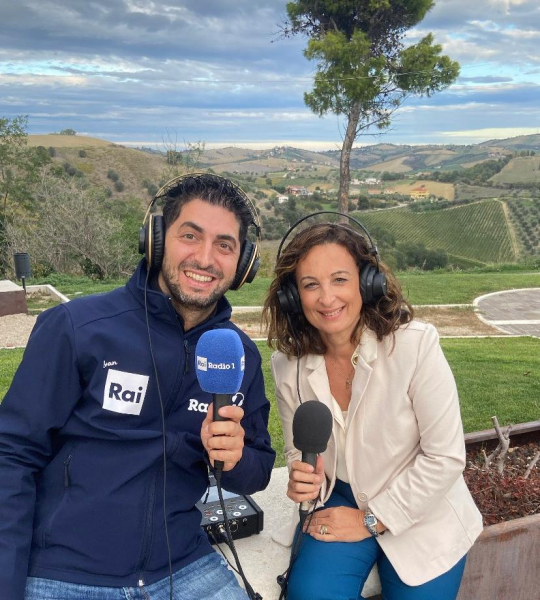 Ieri Rai Radio 1 in diretta da Morro d’Oro con il conduttore Ivan Cardia - Foto