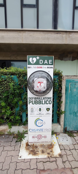 Iniziato il riposizionamento dei defibrillatori sul territorio di Roseto - Foto