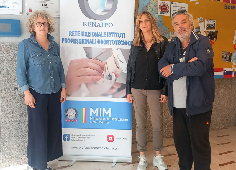 Il “Marino” di Teramo al IV convegno nazionale Scuole di Odontotecnica di Palermo - Foto